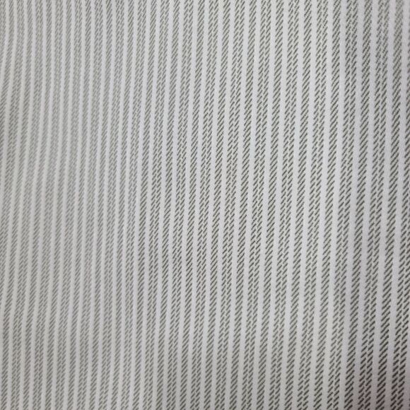 Croft & Barrow Gray & White Stripe Skimmer Shorts Size 14 - Picture 5 of 6